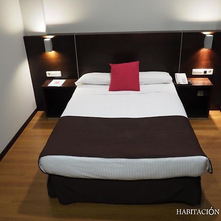 ויגו Hotel Junquera מראה חיצוני תמונה