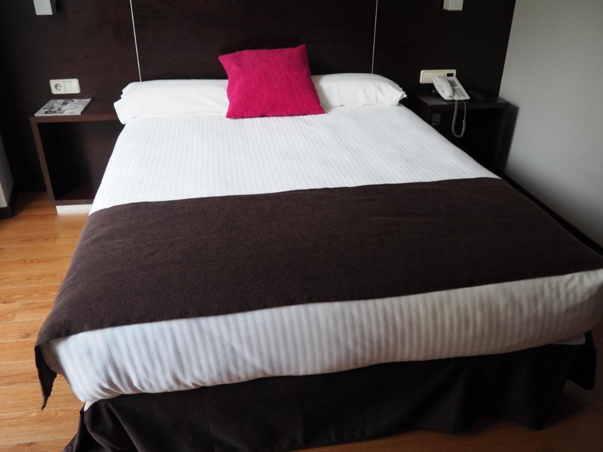 ויגו Hotel Junquera מראה חיצוני תמונה