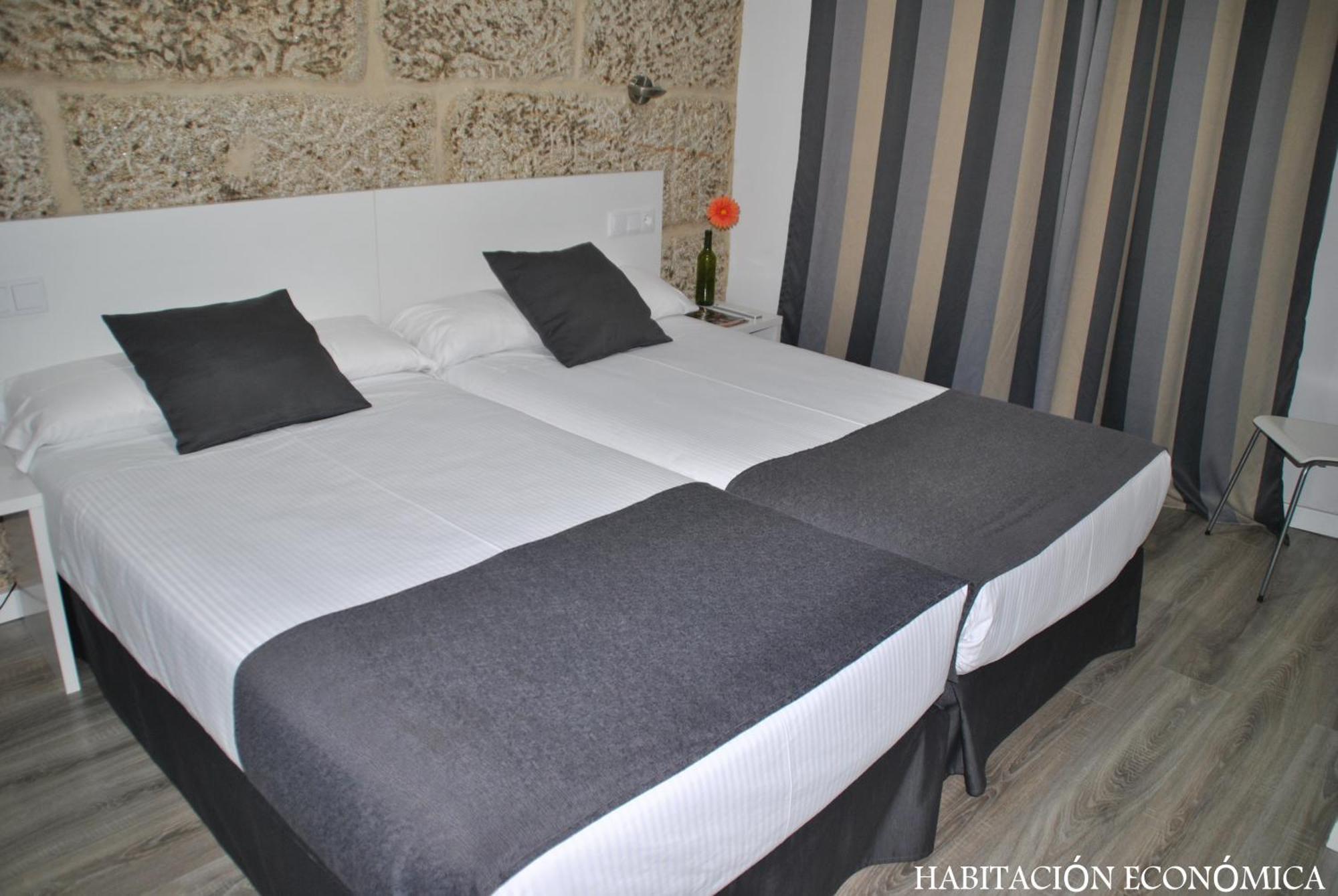 ויגו Hotel Junquera מראה חיצוני תמונה
