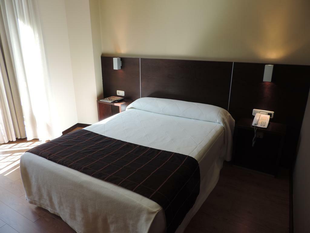 ויגו Hotel Junquera מראה חיצוני תמונה
